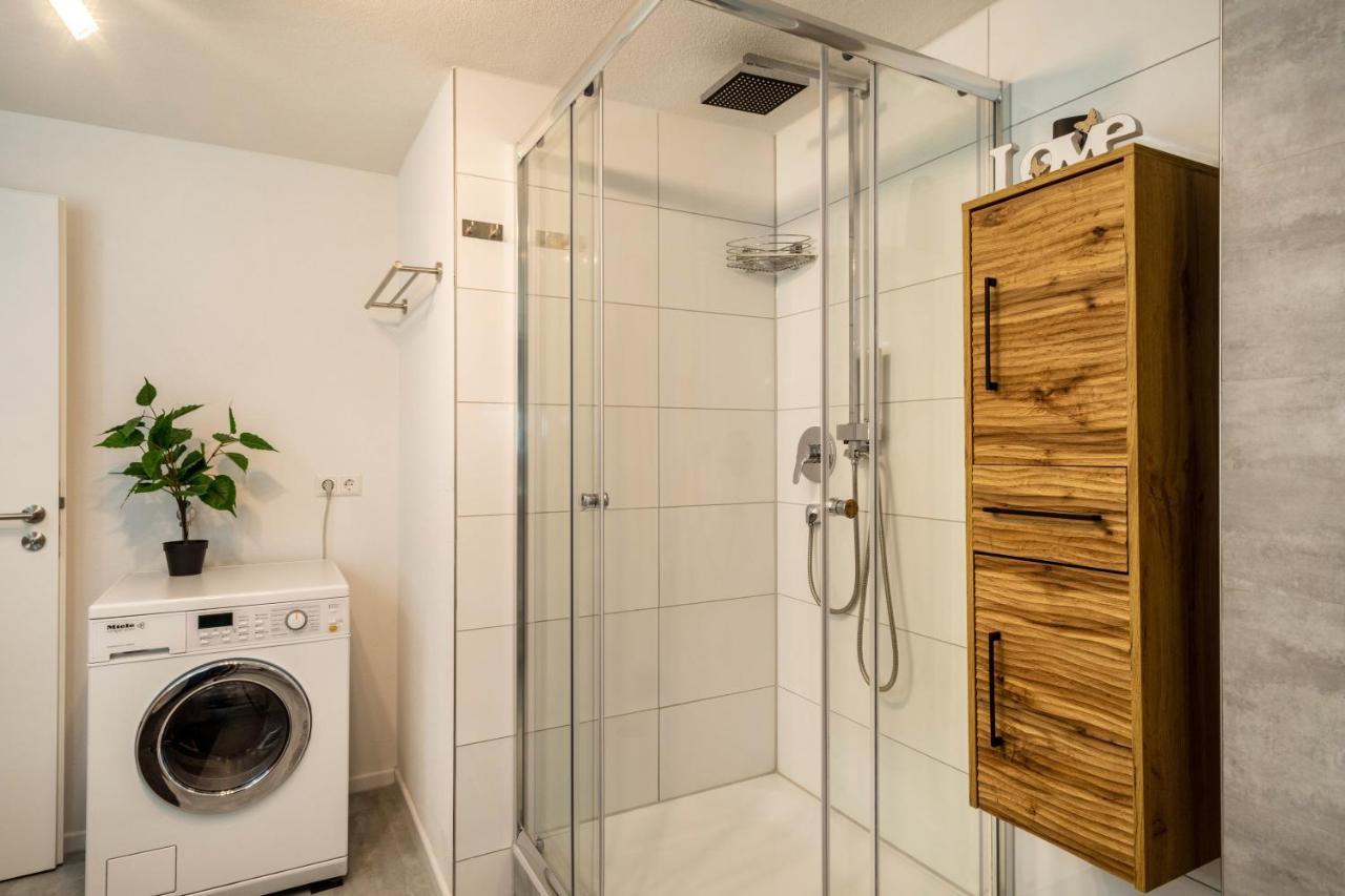 Ferienwohnung Ellenweiler Bis 15 P Friedrichshafen Bagian luar foto